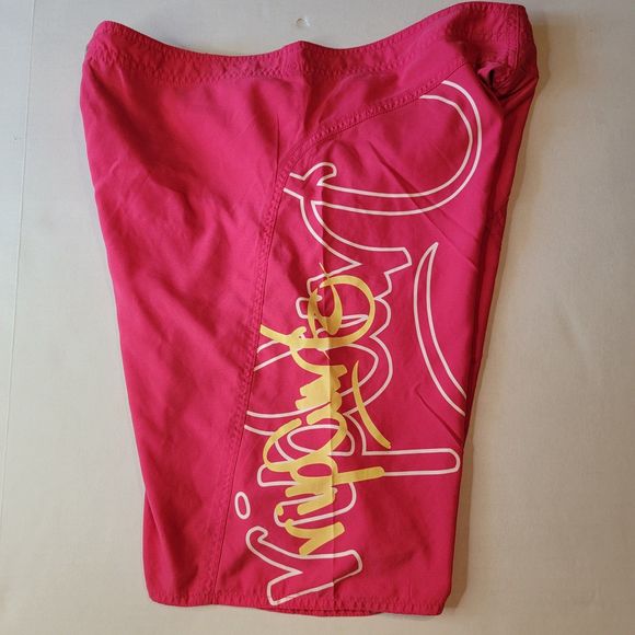 Rip Curl Pink Graphic Boardwalk Shorts - Size Large - Picture 2 of 5